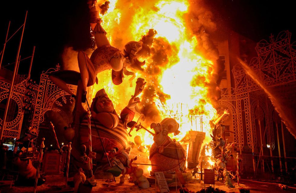 la_cremà_de_las_fallas_de_Valencia.jpg